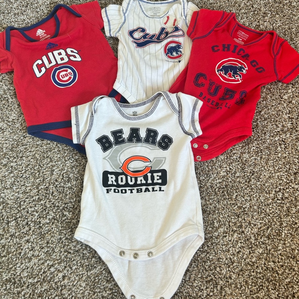 Chicago fan onesies bundle 0-3M